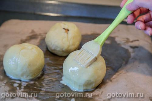 Яблоки в тесте с заварным кремом