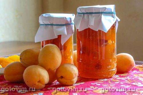 Абрикосовое варенье с черешней