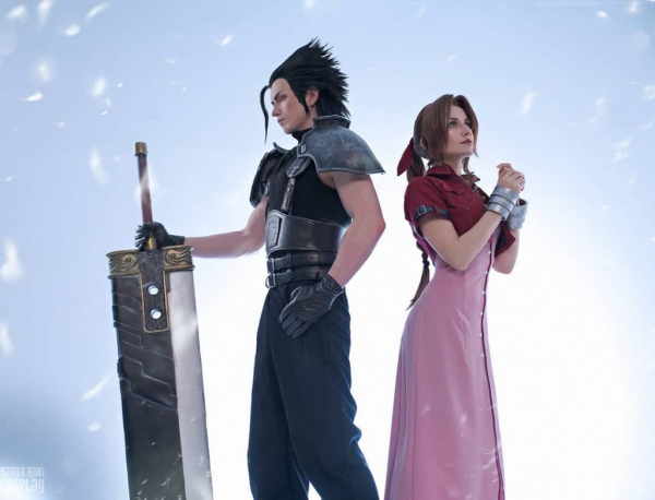 Невероятный косплей Аэрис и Зака из Final Fantasy VII Невероятный косплей Аэрис и Зака из Final Fantasy VII