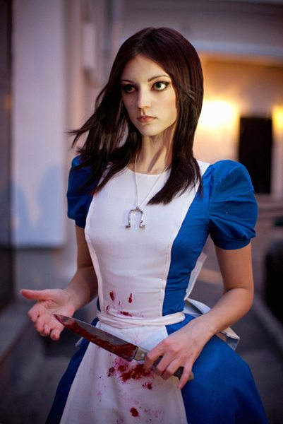 Alice: Madness Returns воплощается в жизнь при помощи косплея