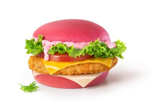 Во «Вкусно — и точка» стартовал коллаб с Hello Kitty
Во «Вкусно — и точка» стартовал коллаб с Hello Kitty