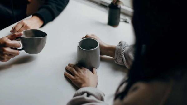 Как на духу: почему искренность и честность может пугать больше манипуляций Как на духу: почему искренность и честность может пугать больше манипуляций