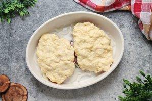 Мясо по-французски с помидорами и сыром