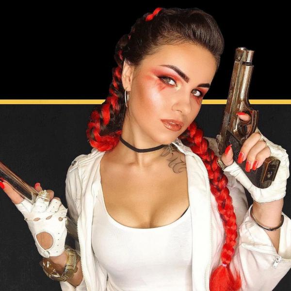Лучший косплей Лобы из Apex Legends Лучший косплей Лобы из Apex Legends