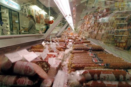 Ученые назвали продукты, которые повышают риск рака кишечника Ученые назвали продукты, которые повышают риск рака кишечника