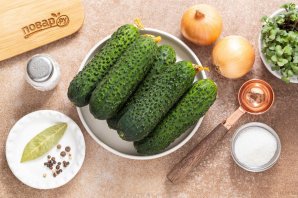 Огурцы с луком на зиму Огурцы с луком на зиму