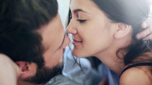 Тепло, горячо, бинго: 5 необычных прелюдий для секса, которые вам точно понравятся Тепло, горячо, бинго: 5 необычных прелюдий для секса, которые вам точно понравятся