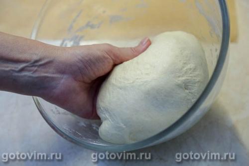 Фокачча с печеным чесноком и розмарином