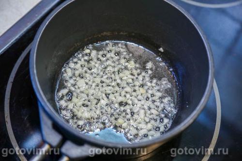 Фокачча с печеным чесноком и розмарином