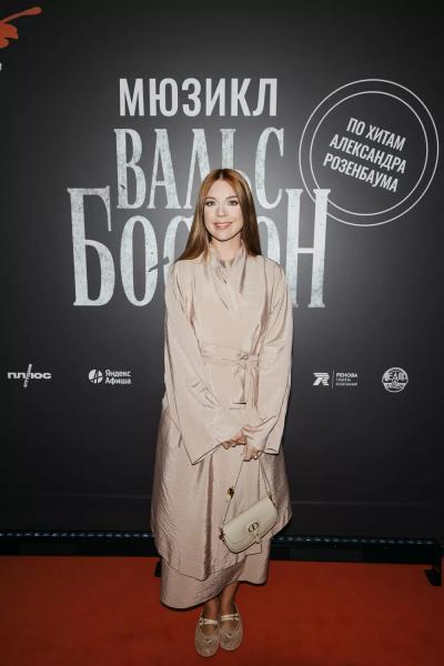 Алеся Кафельникова, Лариса Долина, Михаил Шуфутинский и другие на премьере мюзикла "Вальс-бостон"
Алеся Кафельникова, Лариса Долина, Михаил Шуфутинский и другие на премьере мюзикла "Вальс-бостон"