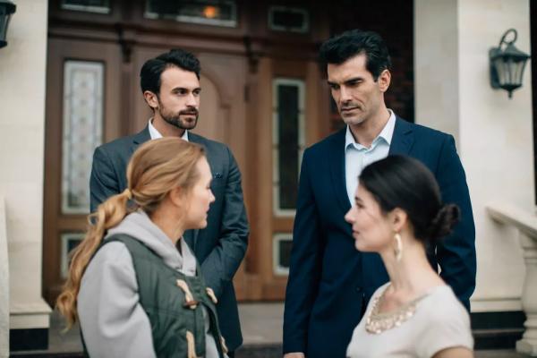 Звезда турецких сериалов Алим Хоконов: "Я не мечтатель. Я достигатор"
Звезда турецких сериалов Алим Хоконов: "Я не мечтатель. Я достигатор"
