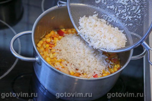 Рис с мясом и свежей кукурузой 