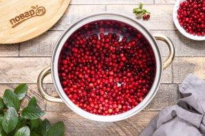 Компот из брусники Компот из брусники