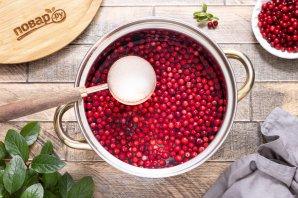 Компот из брусники Компот из брусники