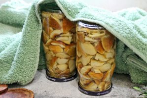 Маринованные белые грибы Маринованные белые грибы