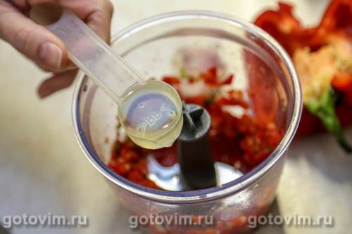 Скумбрия в духовке, запеченная в перечном соусе 