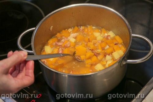Суп-пюре из тыквы с беконом и сливками