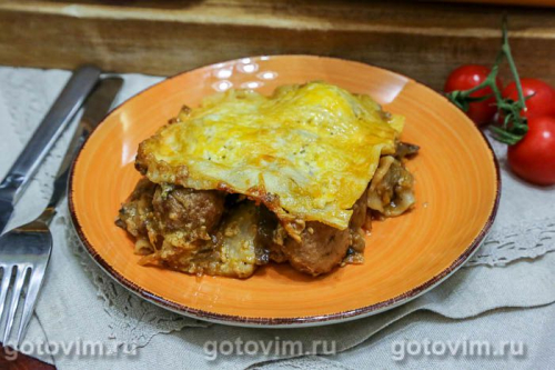 Лазанья с фрикадельками, овощным соусом и бешамель