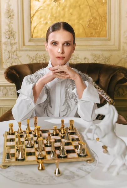 Светлана Иванова: "Я совершенно не из тех, кто может поддерживать общение через силу"
Светлана Иванова: "Я совершенно не из тех, кто может поддерживать общение через силу"