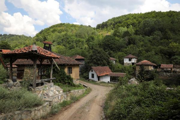 Сербские деревни-призраки Сербские деревни-призраки