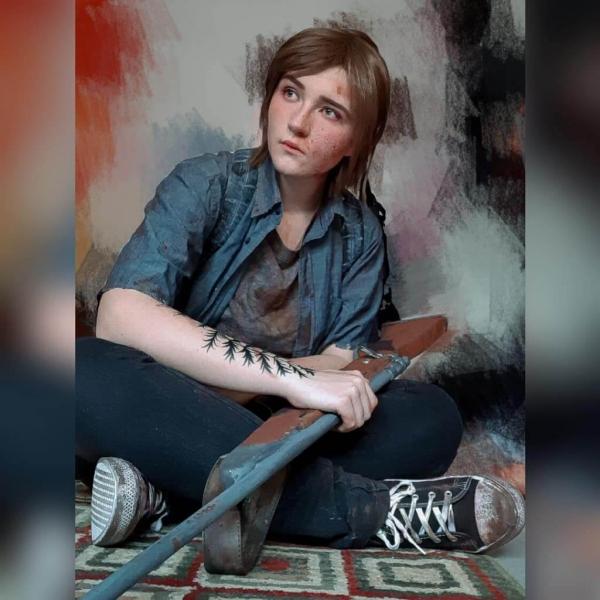 Невероятно хороший косплей на Элли из The Last of Us Part 2 Невероятно хороший косплей на Элли из The Last of Us Part 2