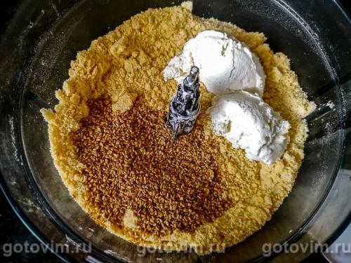 Печенье на желтках с арахисом и кунжутом 