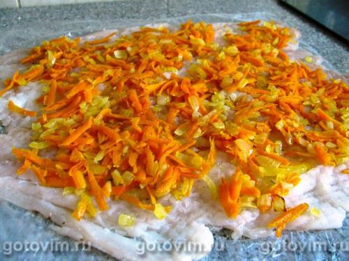 Рулет из трески с овощами