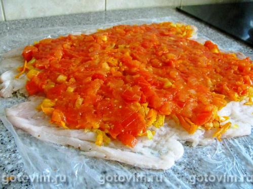 Рулет из трески с овощами