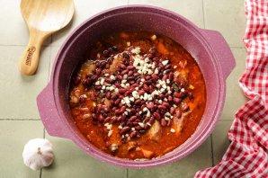 Ребрышки с фасолью