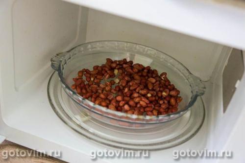 Солёный арахис с сушёными помидорами и чесноком в микроволновке 