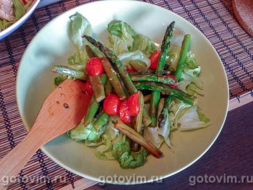 Тёплый салат из булгура со спаржей