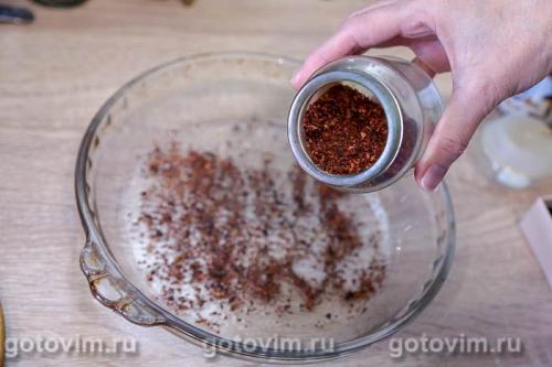 Солёный арахис с сушёными помидорами и чесноком в микроволновке 