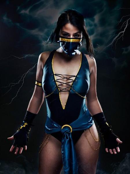 Нокаут-косплей Джейд из Mortal Kombat Нокаут-косплей Джейд из Mortal Kombat