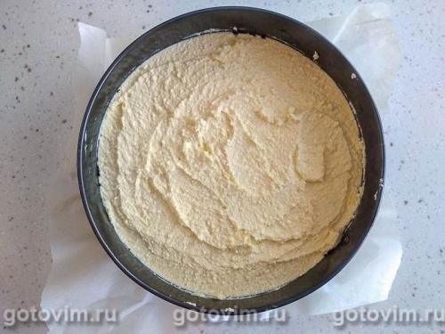 Творожный пирог с персиками и воздушной меренгой