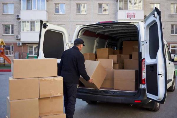 Как выгодно перевезти вещи: аренда грузового автомобиля в Москве без переплат