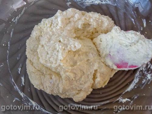 Творожный пирог с персиками и воздушной меренгой