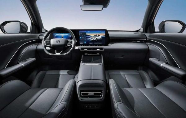 JAECOO J7 или Changan UNI-S: как выбрать кроссовер в 2026 JAECOO J7 или Changan UNI-S: как выбрать кроссовер в 2026