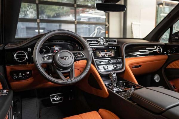 Bentley Bentayga: философия гран-туризмо в формате премиального кроссовера