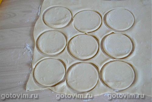 Слойки с абрикосами