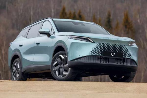 OMODA C7 &mdash; флагманский кроссовер марки