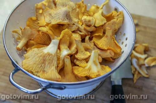 Картофельное пюре с лисичками (толчанка)