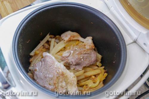 Отбивные из свинины со сванской солью и гарниром в мультиварке