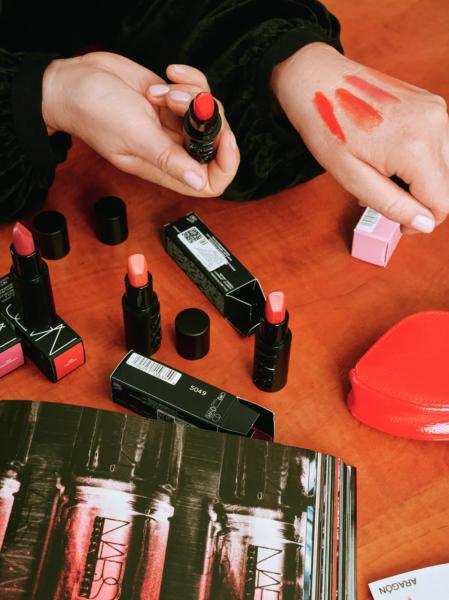 
                Интервью с Хелен Исаакян, генеральным директором Shiseido в России: &laquo;Азия задаёт моду на эффективный уход и формирует тренды&raquo;            