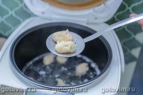 Клецки из манки с креветками