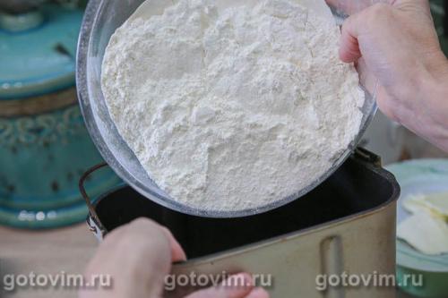 Хлеб‑рулет с арахисовой начинкой в хлебопечке