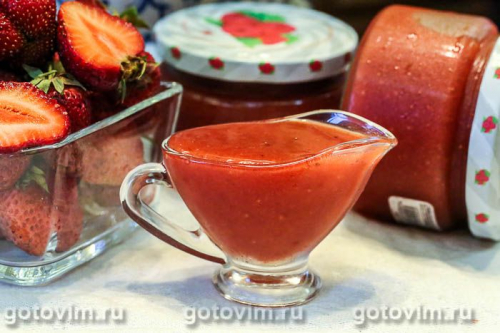Клубника, протертая с сахаром с апельсинами (без варки) 