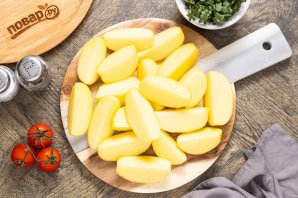 Картофель дольками в духовке Картофель дольками в духовке