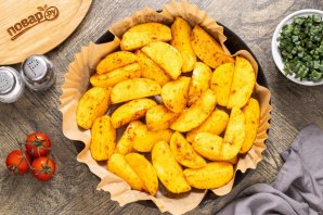 Картофель дольками в духовке Картофель дольками в духовке